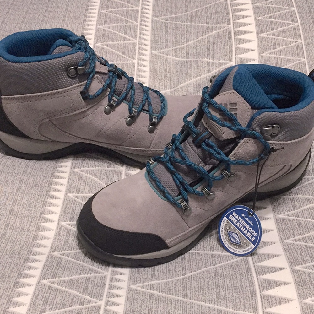 Women’s Columbia Hiking Boots Size 10 NWT